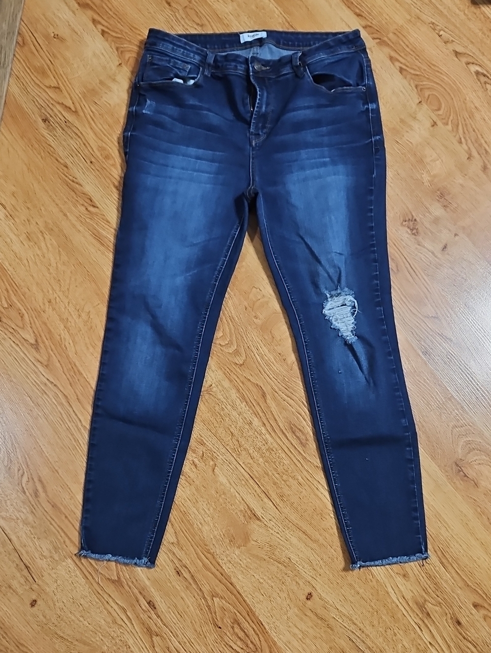 Kensie Dark Blue Distressed Skinny Jeans
